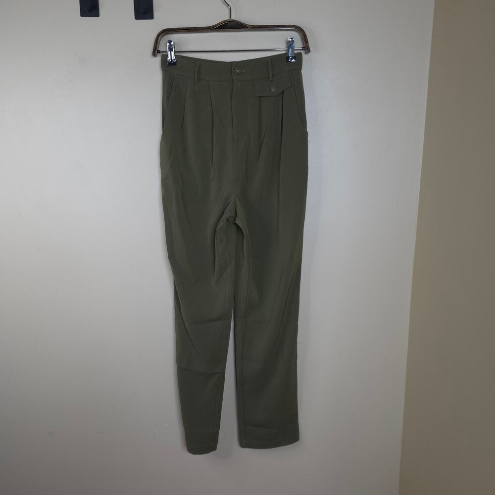 Lulus High Rise Pleated Front Slim Leg Trouser in Green Size XS